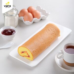 Bolu Gulung Strawberry